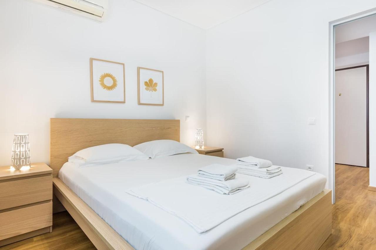 Elegant Apartment W Great Balcony In Vouliagmeni アテネ エクステリア 写真